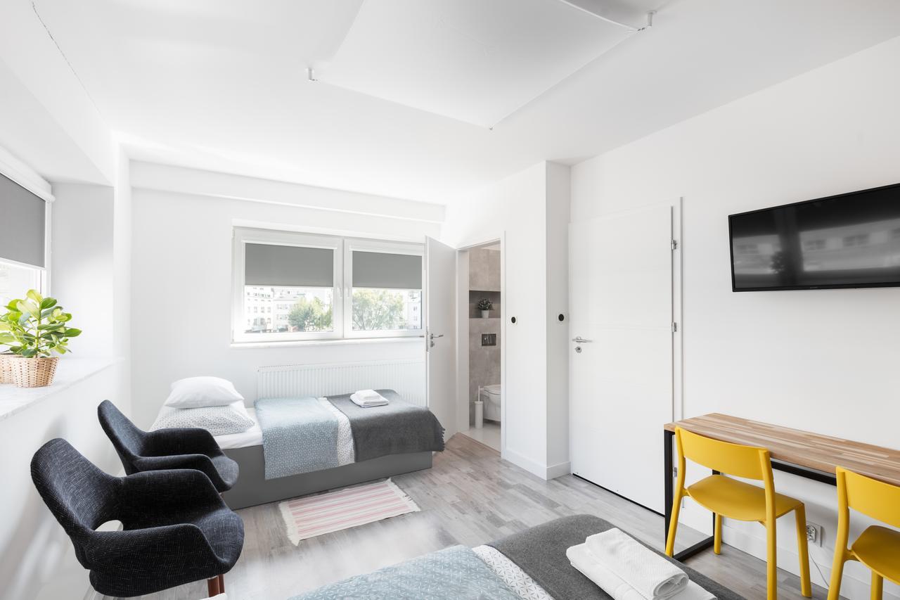 B&B Sport Rooms Варшава Экстерьер фото